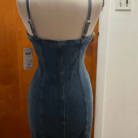Guess Women’s Raye Zip Front Blue Denim Dress. Size S NWT. - Picture 5 of 11